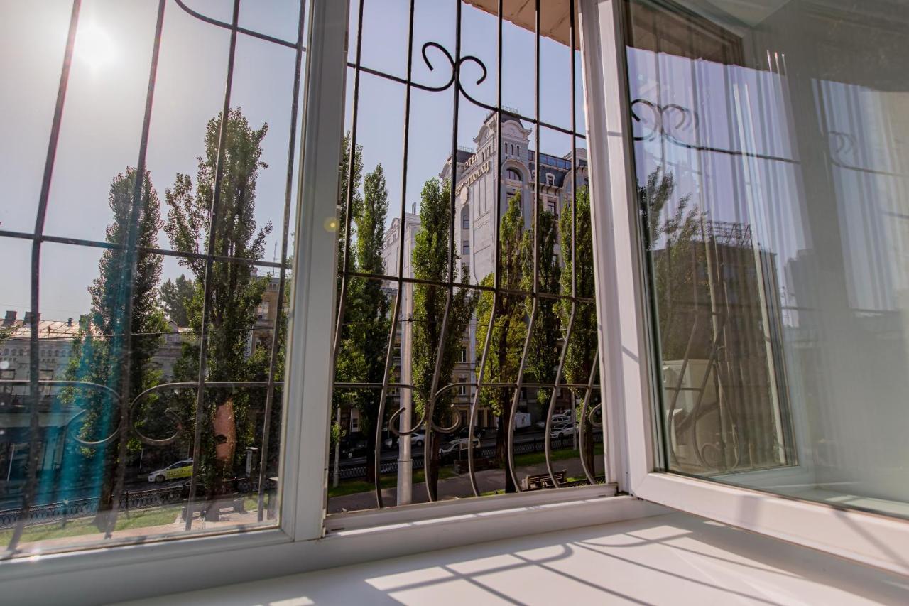 Big Jacuzzi , Sauna , Khreshchatyk apartments Kijów Zewnętrze zdjęcie