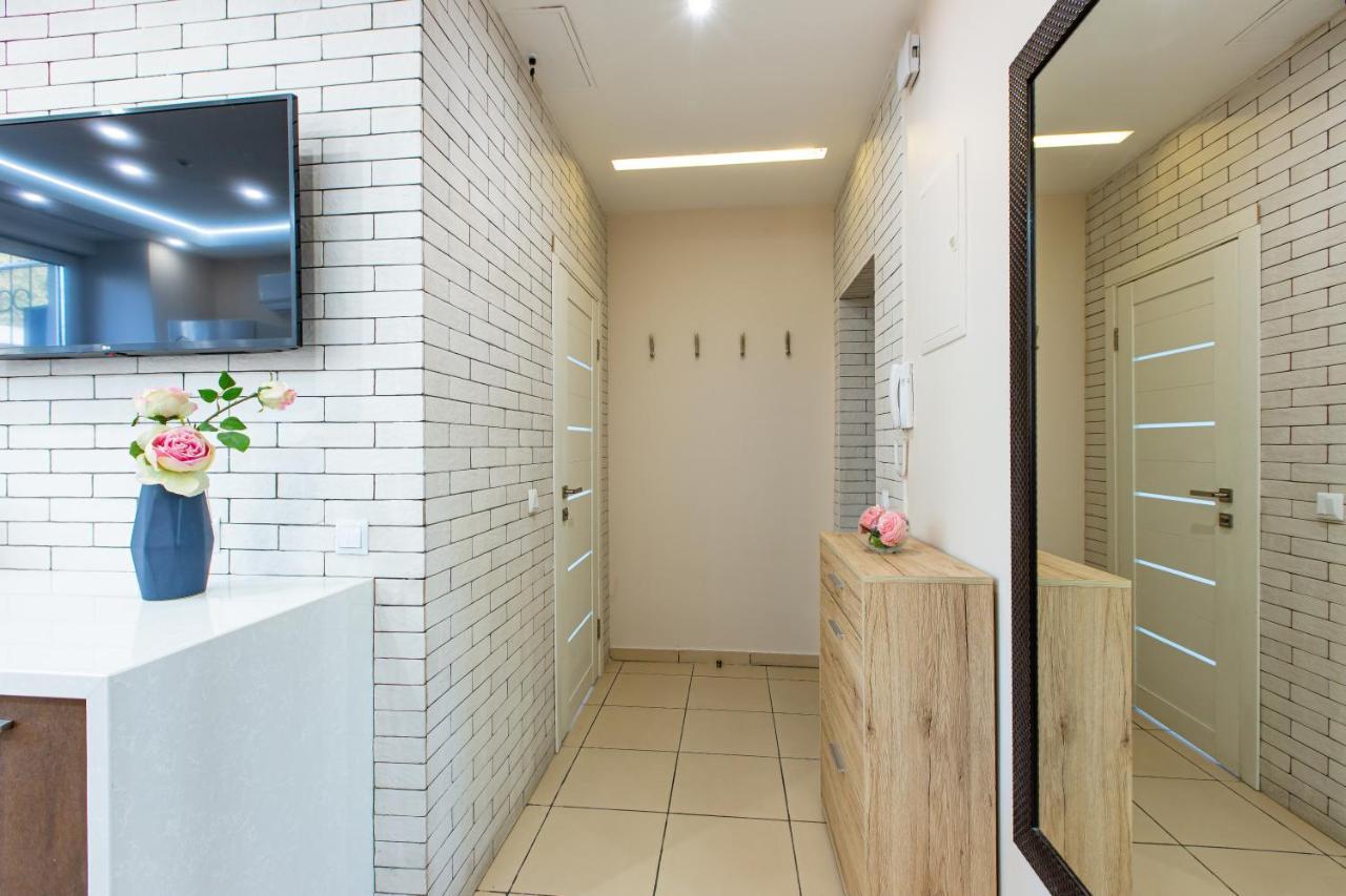 Big Jacuzzi , Sauna , Khreshchatyk apartments Kijów Zewnętrze zdjęcie