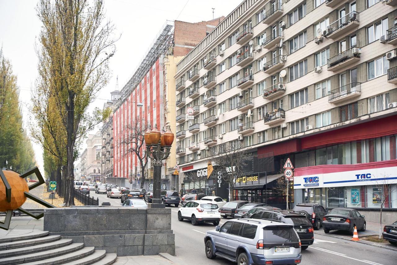 Big Jacuzzi , Sauna , Khreshchatyk apartments Kijów Zewnętrze zdjęcie